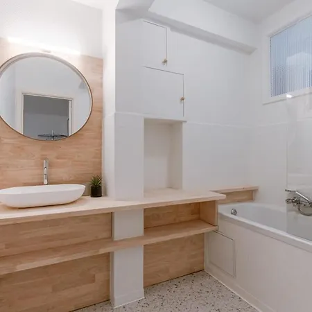 Apartament Pleasant In The Center Of