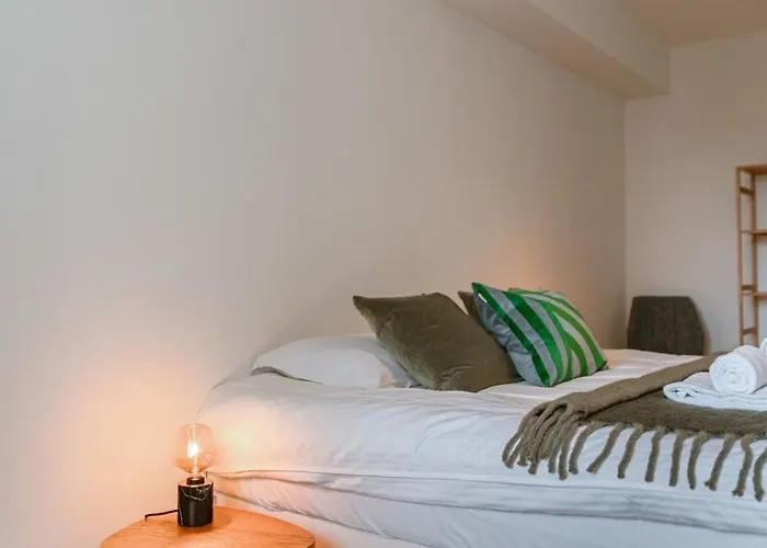 Pleasant In The Center Of * Ostende